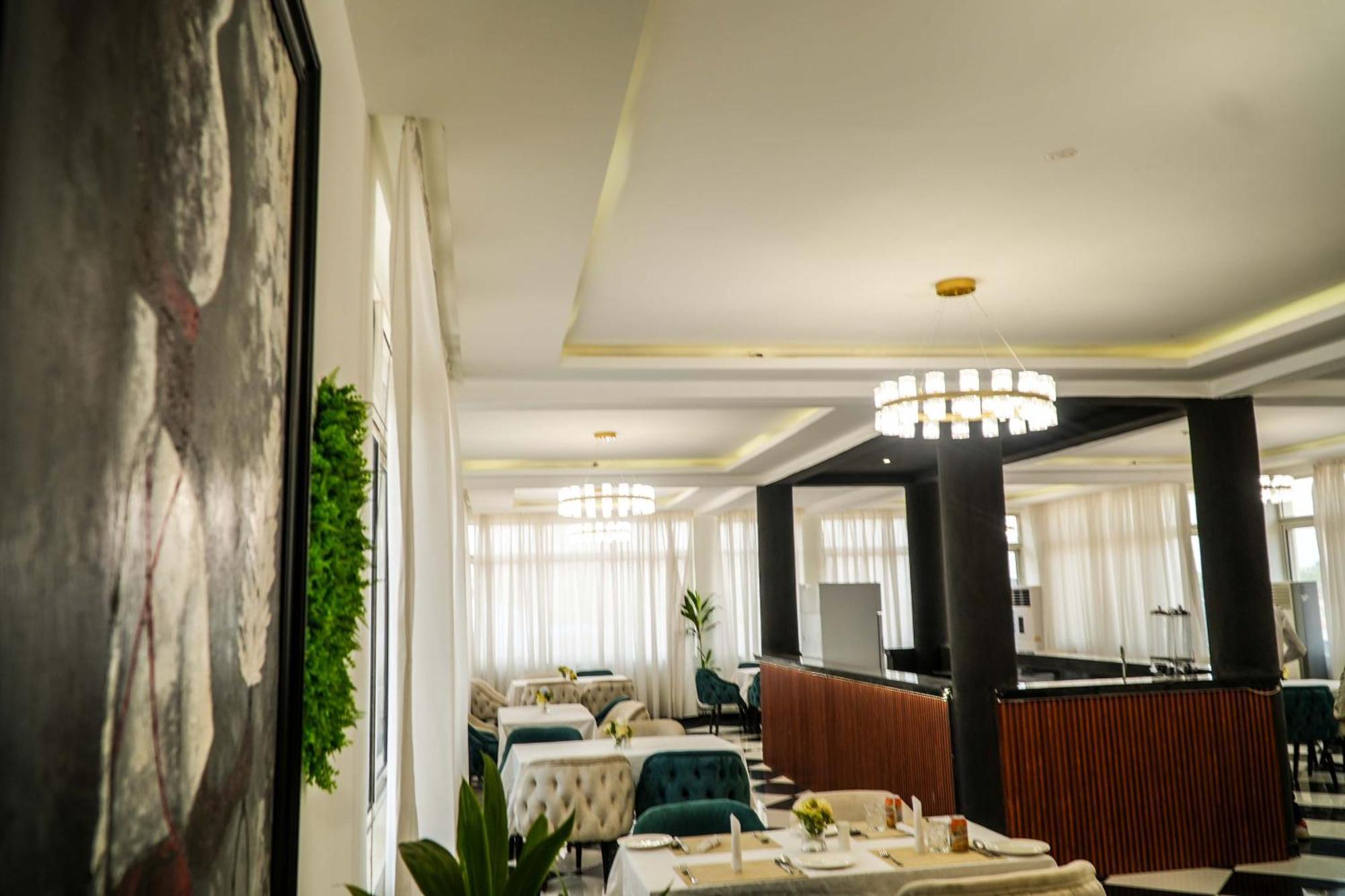 Amor Hotels Abuja Luaran gambar