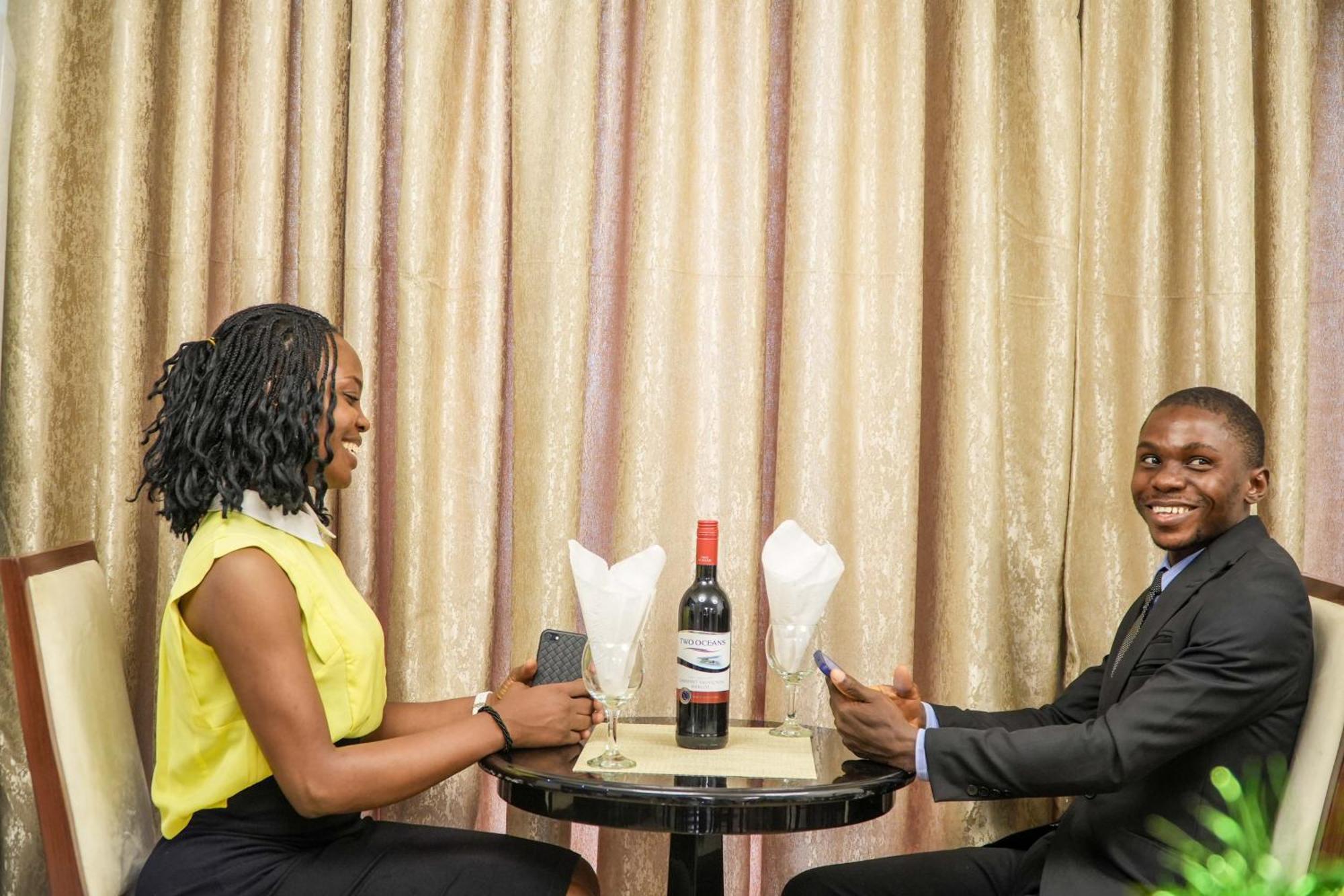 Amor Hotels Abuja Luaran gambar