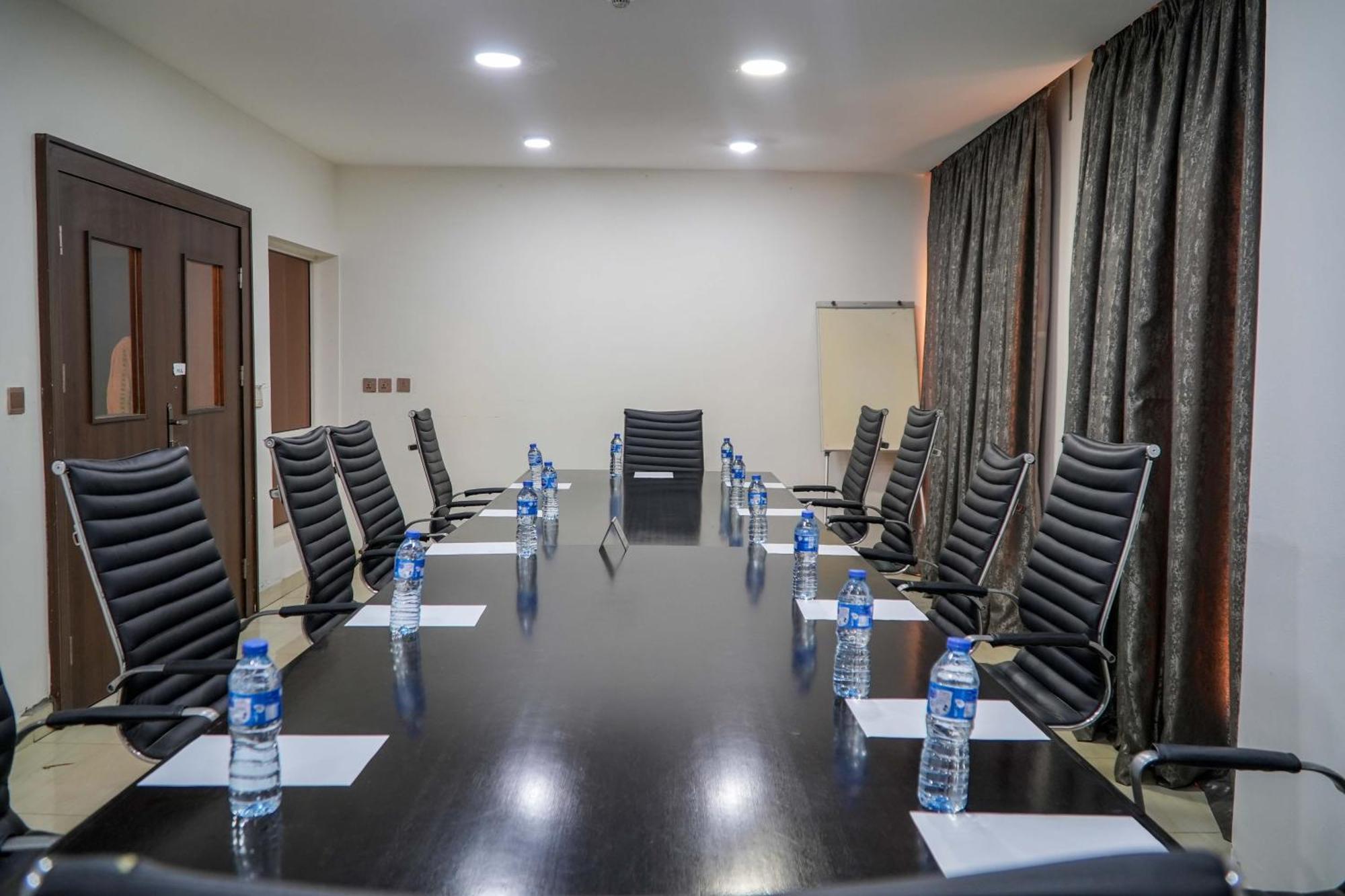 Amor Hotels Abuja Luaran gambar