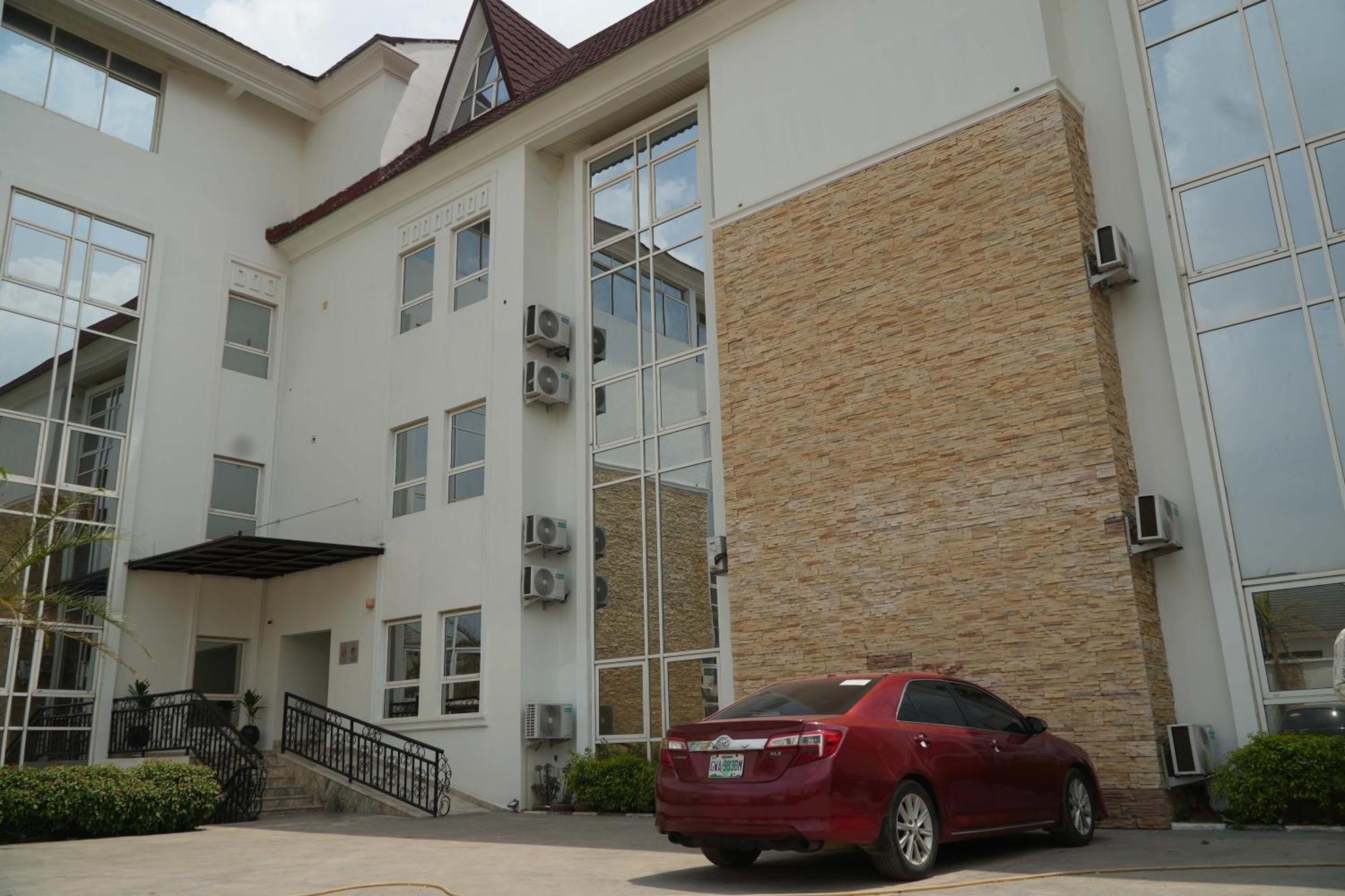 Amor Hotels Abuja Luaran gambar